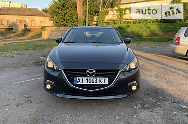 Хетчбек Mazda 3 2015 в 