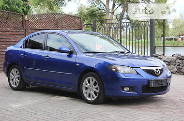 Седан Mazda 3 2008 в Днепре