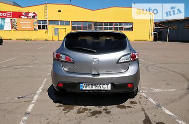 Хетчбек Mazda 3 2010 в Житомирі