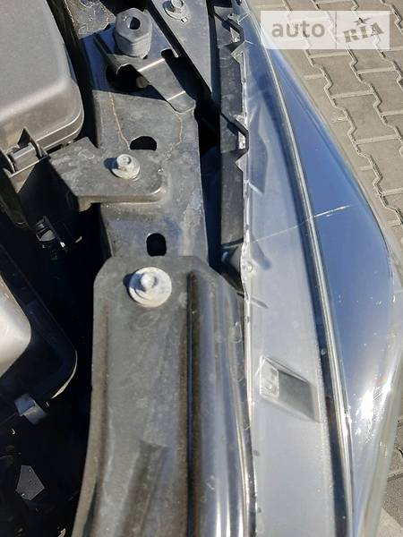 Седан Mazda 3 2017 в Дніпрі