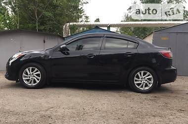 Седан Mazda 3 2012 в Днепре