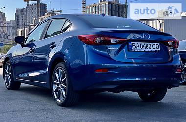 Седан Mazda 3 2017 в Києві