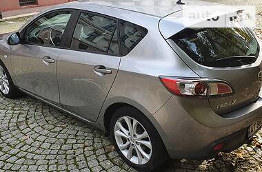 Хэтчбек Mazda 3 2010 в Ивано-Франковске