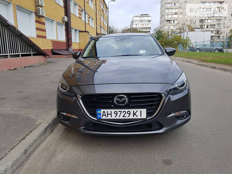Хэтчбек Mazda 3 2017 в Киеве