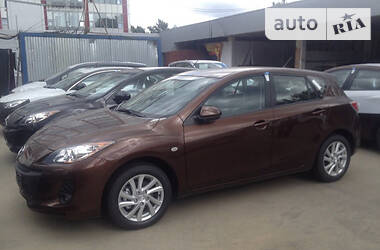 Хэтчбек Mazda 3 2012 в Кирилловке