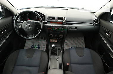 Хэтчбек Mazda 3 2004 в Харькове