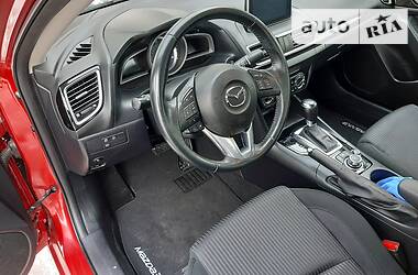 Седан Mazda 3 2015 в Днепре