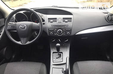 Седан Mazda 3 2013 в Херсоне