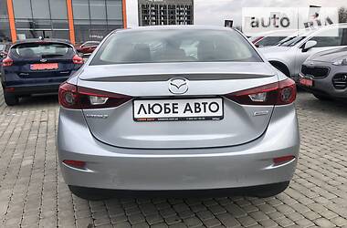 Седан Mazda 3 2018 в Львове