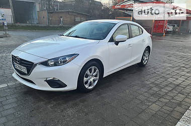 Седан Mazda 3 2015 в Львові