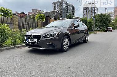 Mazda 3 2016