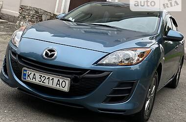 Седан Mazda 3 2011 в Каменском