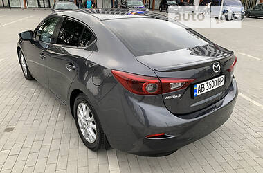 Седан Mazda 3 2014 в Виннице