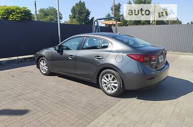Седан Mazda 3 2013 в Днепре