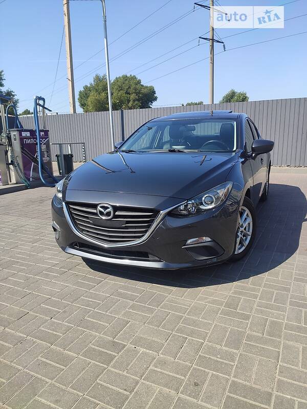 Седан Mazda 3 2013 в Днепре