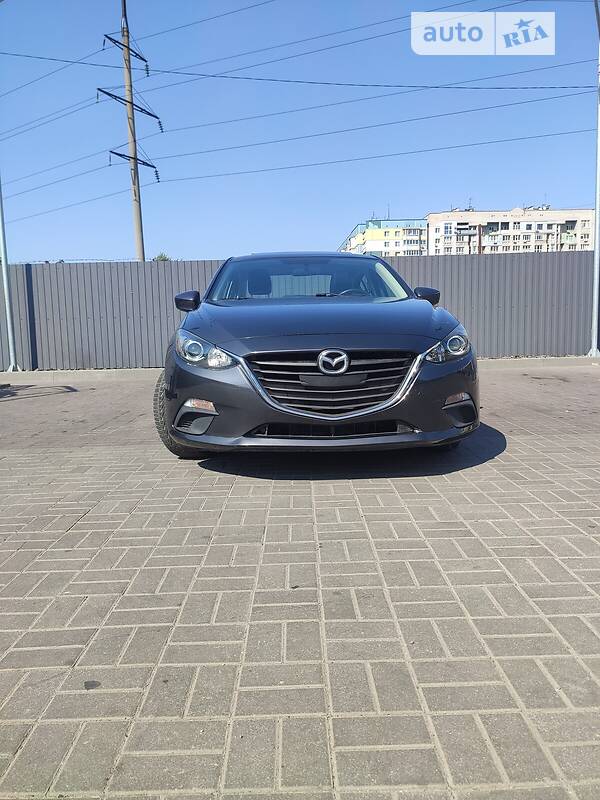 Седан Mazda 3 2013 в Днепре