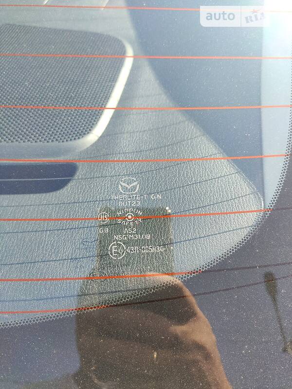 Седан Mazda 3 2013 в Днепре