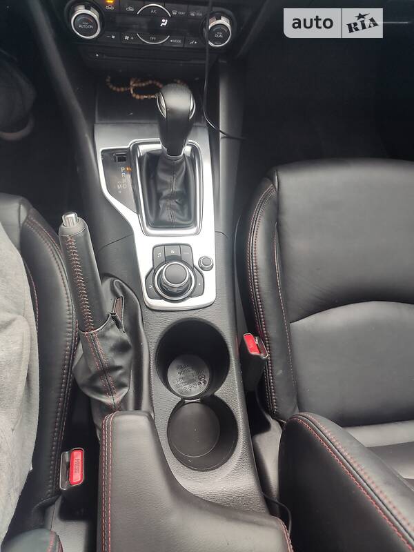 Седан Mazda 3 2013 в Днепре