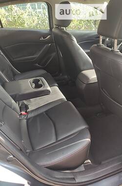 Седан Mazda 3 2013 в Днепре