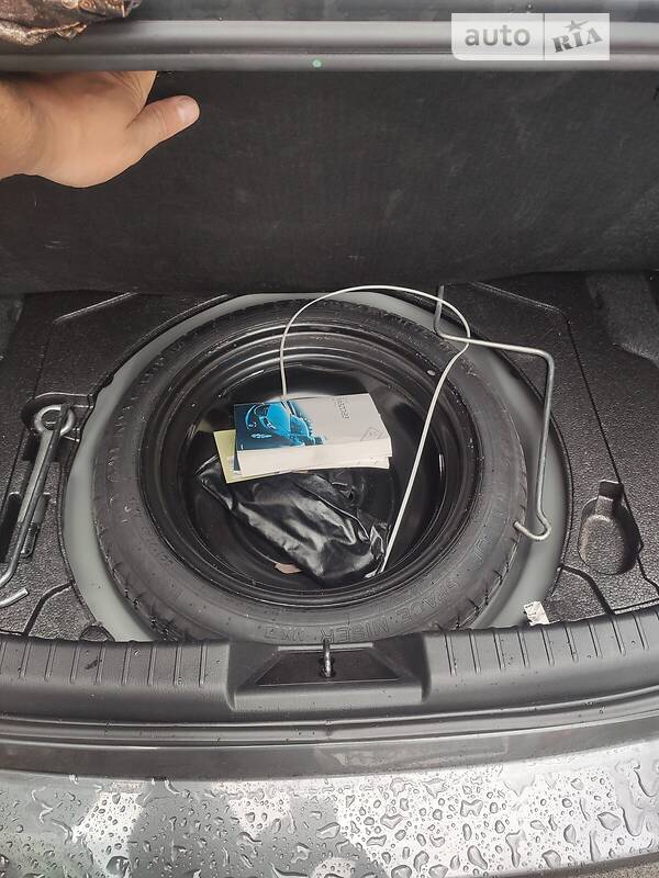 Седан Mazda 3 2013 в Днепре