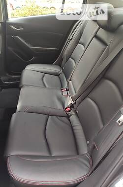 Седан Mazda 3 2013 в Днепре