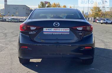 Седан Mazda 3 2015 в Киеве