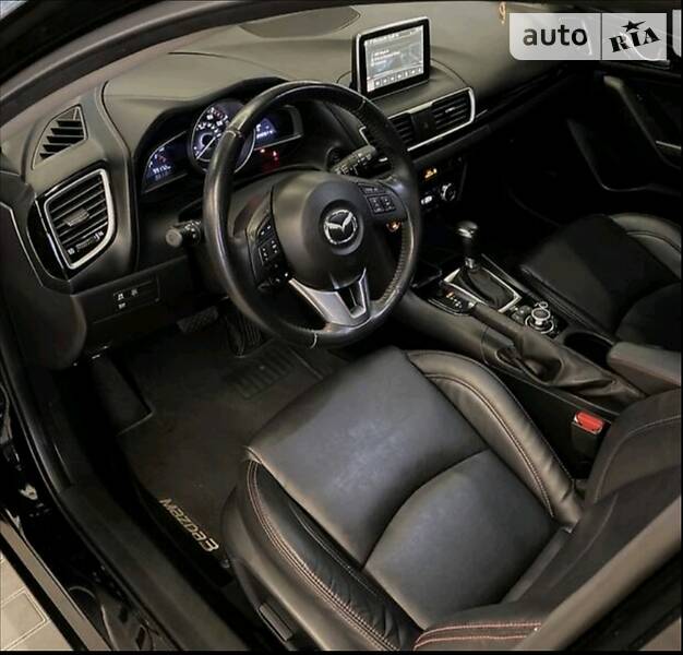 Хэтчбек Mazda 3 2014 в Днепре