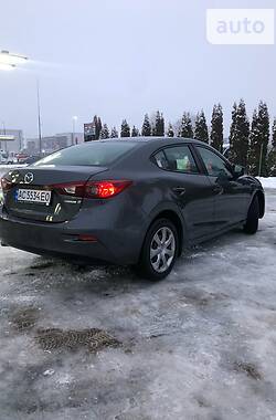 Седан Mazda 3 2014 в Луцьку