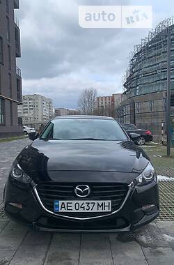 Хэтчбек Mazda 3 2017 в Львове