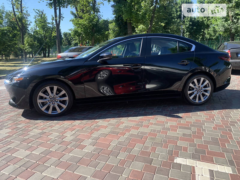 Седан Mazda 3 2021 в Кропивницком