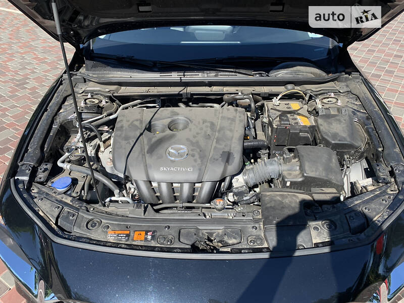 Седан Mazda 3 2021 в Кропивницком