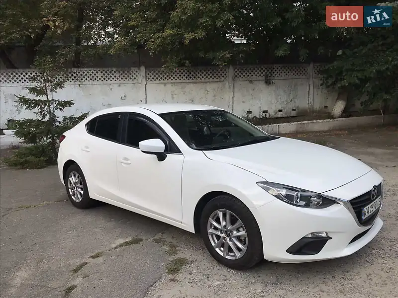 Mazda 3 2015