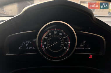 Седан Mazda 3 2016 в Кривом Роге