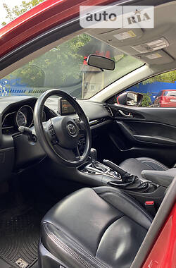 Седан Mazda 3 2016 в Дніпрі