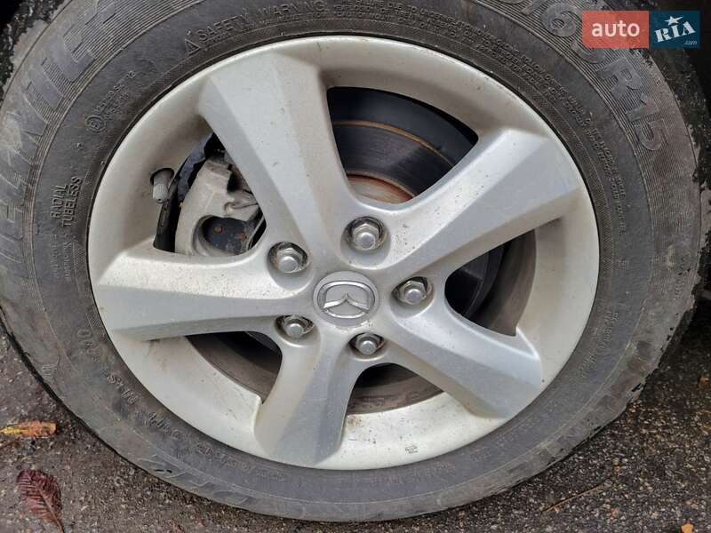 Седан Mazda 3 2007 в Лубнах