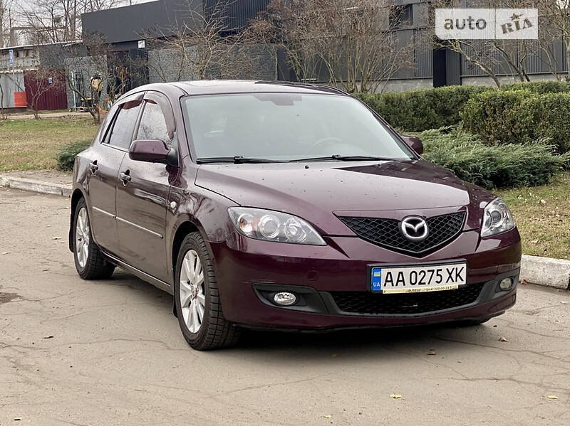 Хэтчбек Mazda 3 2007 в Киеве