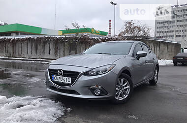 Mazda 3 2015