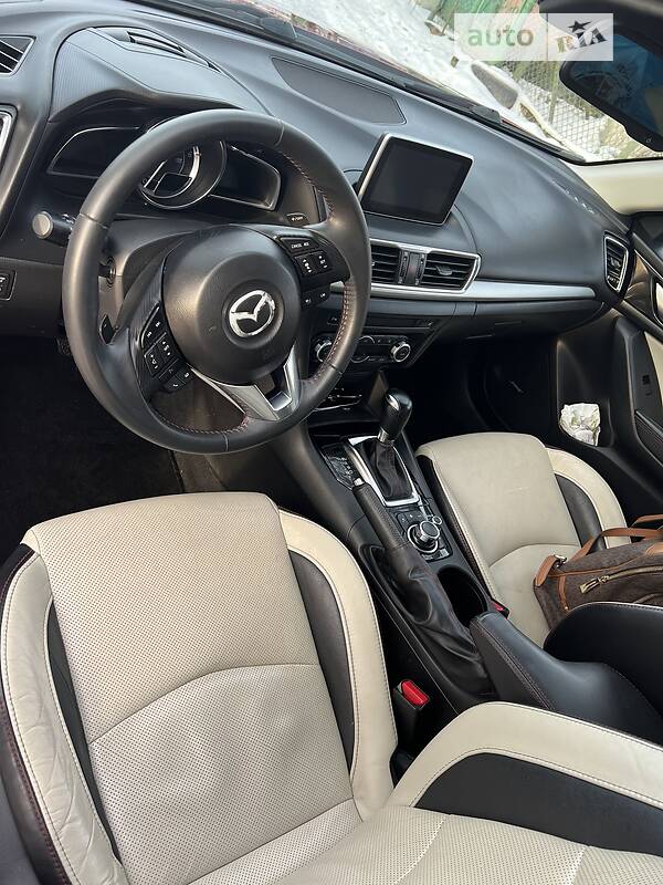 Хэтчбек Mazda 3 2014 в Львове