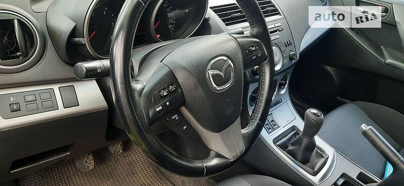 Хетчбек Mazda 3 2010 в Павлограді фото 6 Хетчбек Mazda 3 2010 в Павлограді
