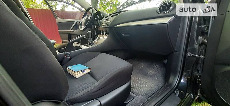 Хетчбек Mazda 3 2010 в Павлограді фото 11 Хетчбек Mazda 3 2010 в Павлограді