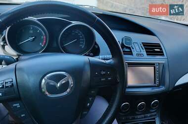 Хэтчбек Mazda 3 2012 в Ирпене