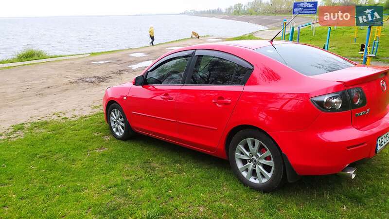 Седан Mazda 3 2006 в Кам'янському