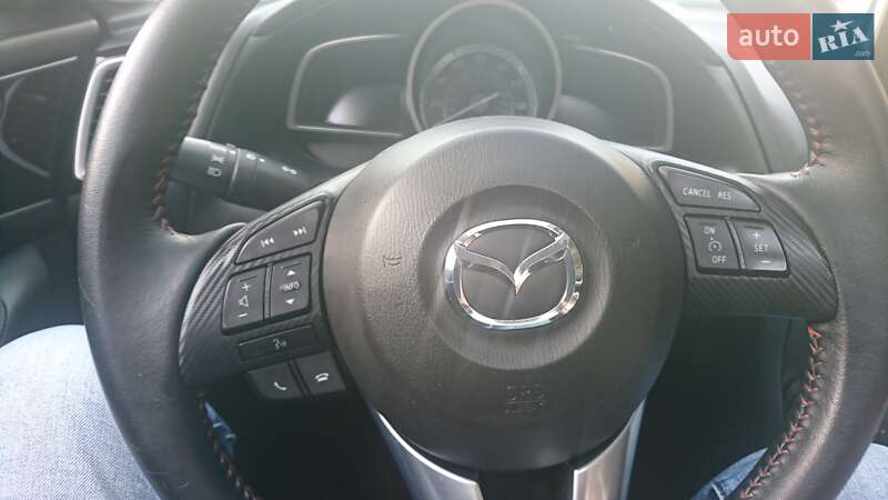 Седан Mazda 3 2015 в Полтаве