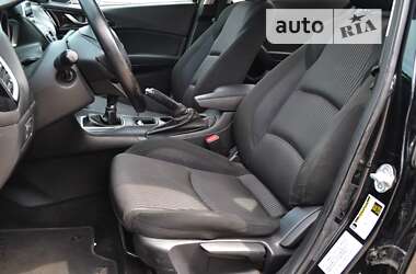 Седан Mazda 3 2014 в Бердичеве