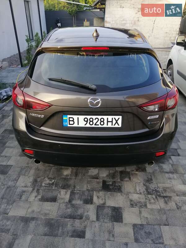 Хэтчбек Mazda 3 2014 в Кременчуге
