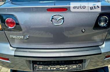 Седан Mazda 3 2006 в 