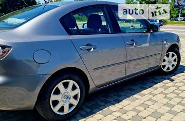Седан Mazda 3 2006 в 