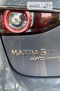 Хэтчбек Mazda 3 2019 в Киеве