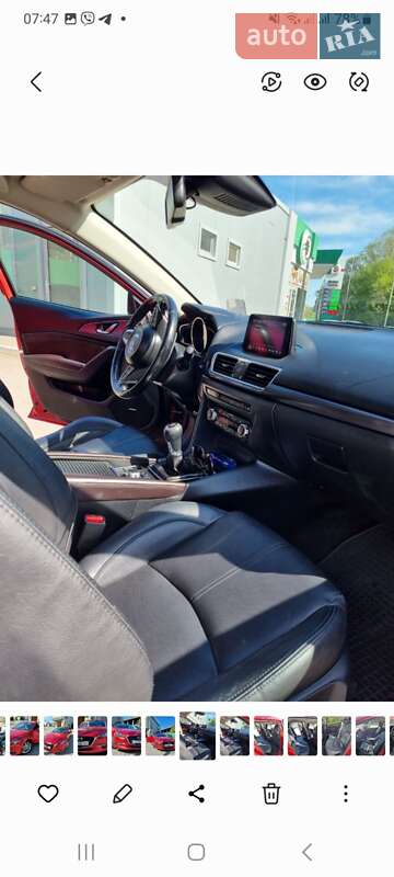 Хетчбек Mazda 3 2016 в Чернівцях