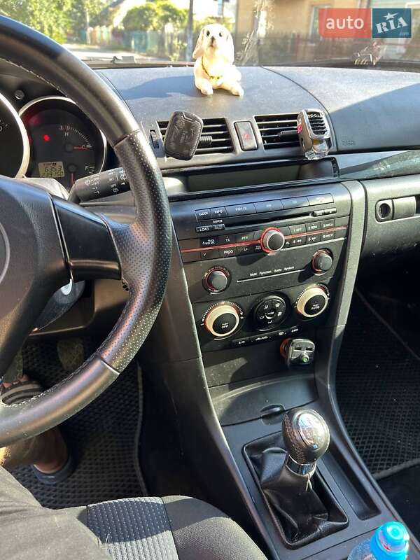 Хэтчбек Mazda 3 2005 в Самборе